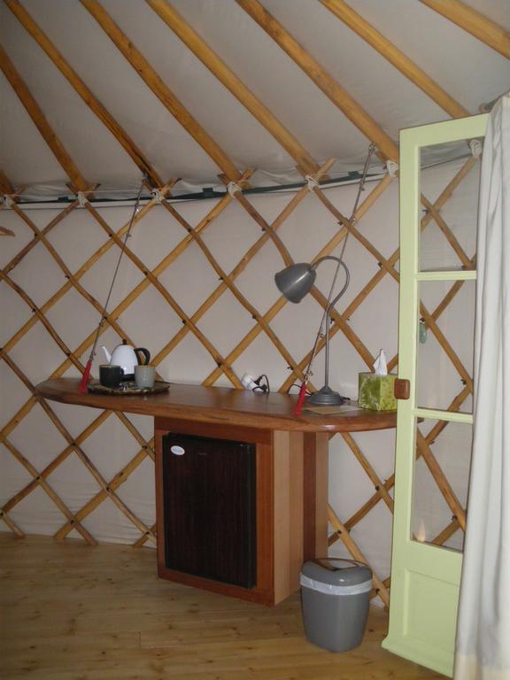 Mira Ceti Yurt Couette-café